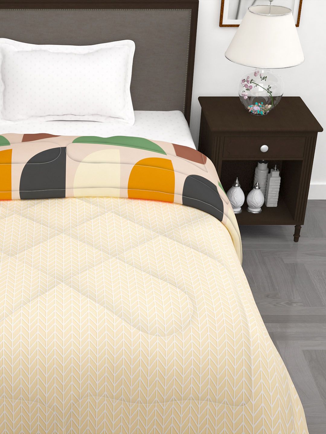 Story@home Peach & Green Geometric 180 GSM AC Room Reversible Single Bed Comforter