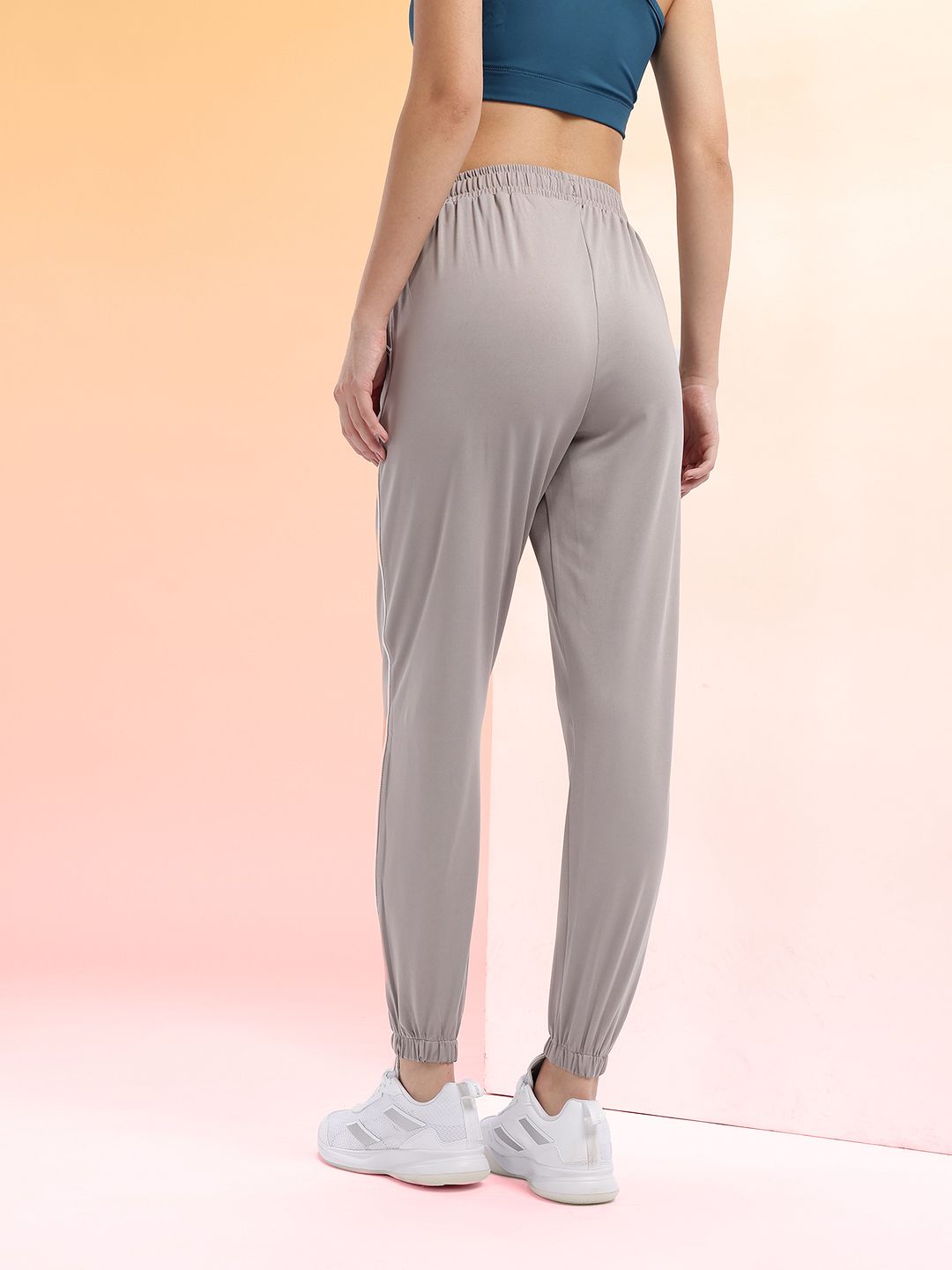 HRX by Hrithik Roshan Women Brand Logo Detail Rapid-Dry Running Joggers