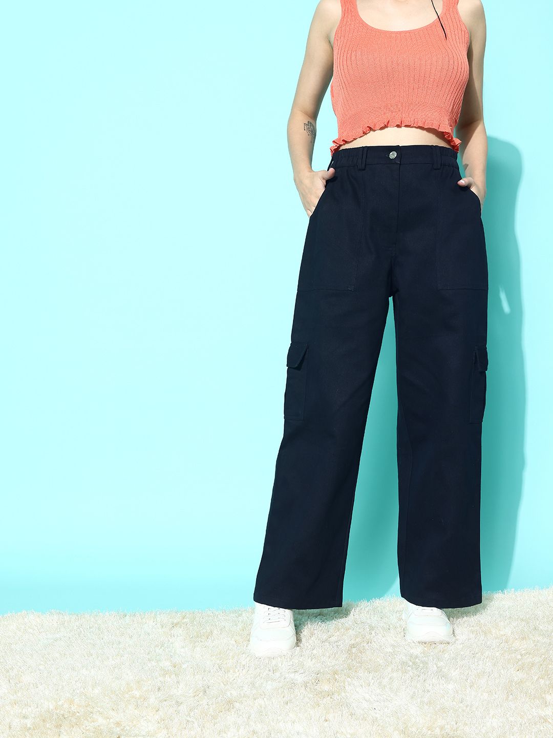 Berrylush Women Relaxed Straight Leg High-Rise Cotton Cargos Trousers