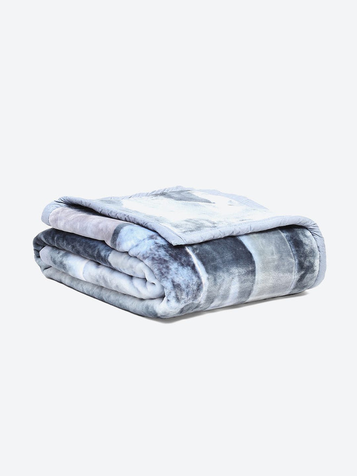 Monte Carlo Blue & White Abstract Printed Mild Winter Double Bed Blanket