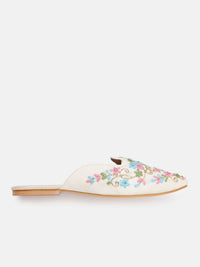 House of Pataudi Embroidered Detailed Mules