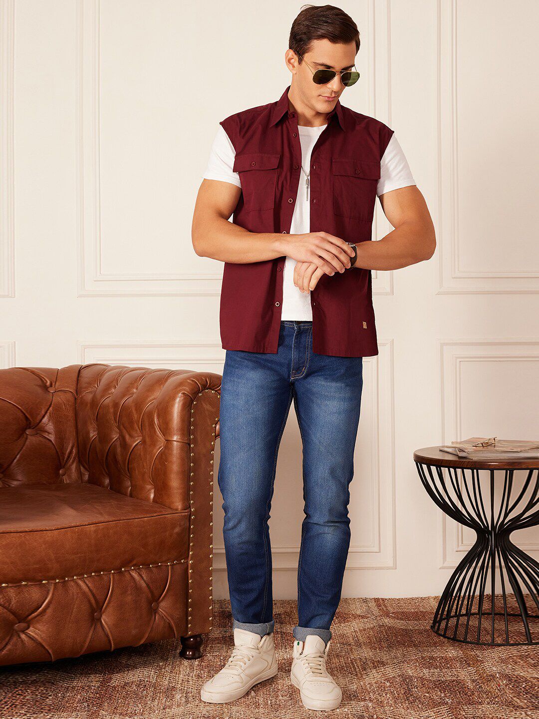 DENNISON Smart Sleeveless Cotton Casual Shirt
