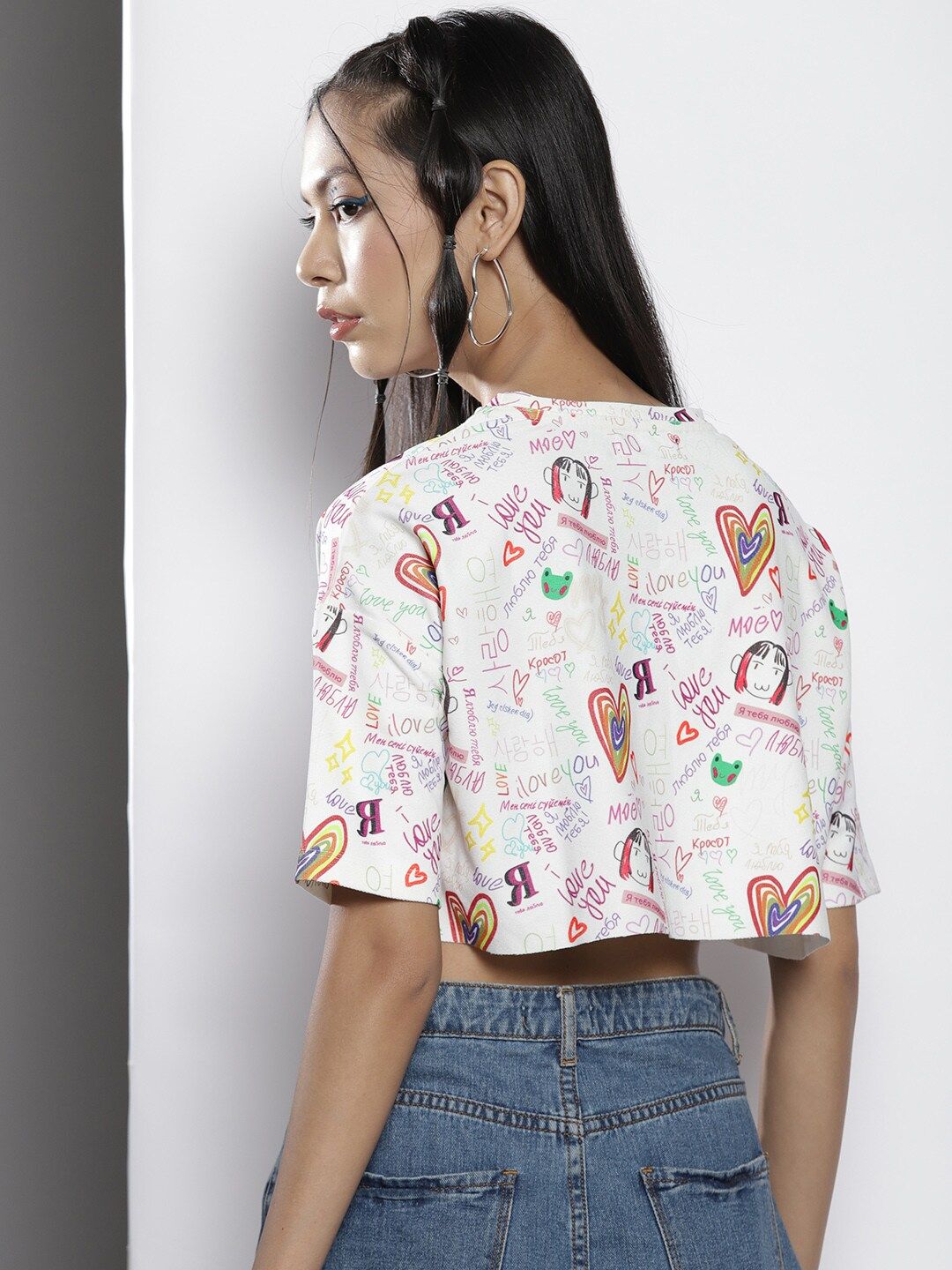 SASSAFRAS Women White & Red Typography Printed Drop-Shoulder Sleeves Boxy Crop T-shirt