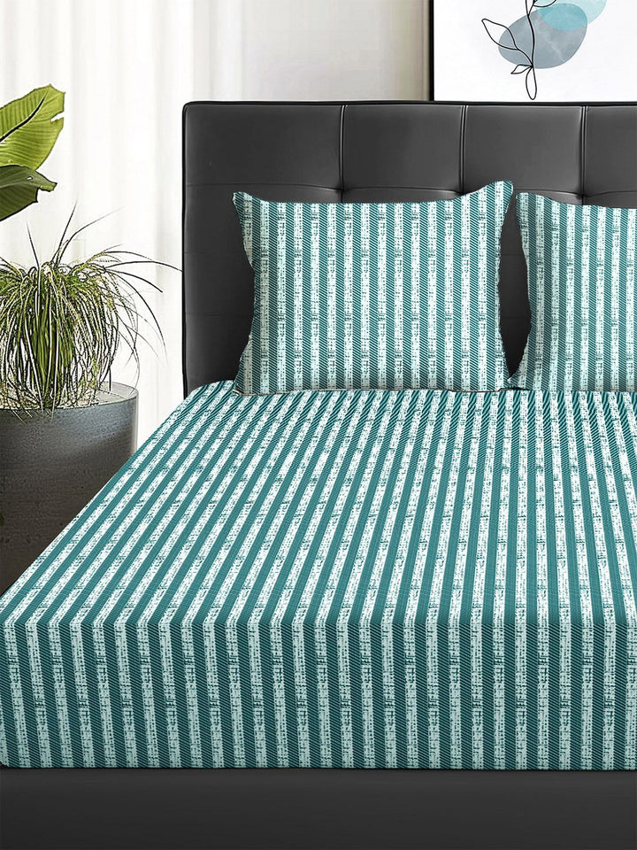 Story@home Arena Green & White Striped Microfiber 180 TC Queen Bedsheet & 2 Pillow Covers