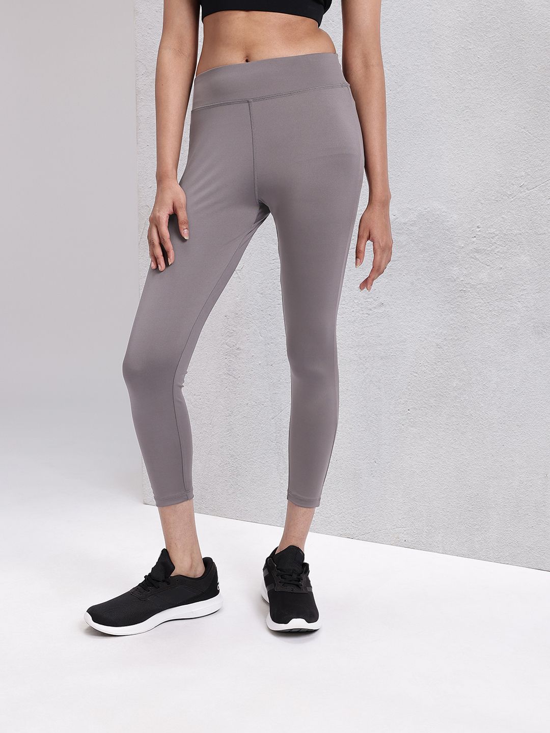 HRX by Hrithik Roshan Women Rapid-dry Cropped Training Tights