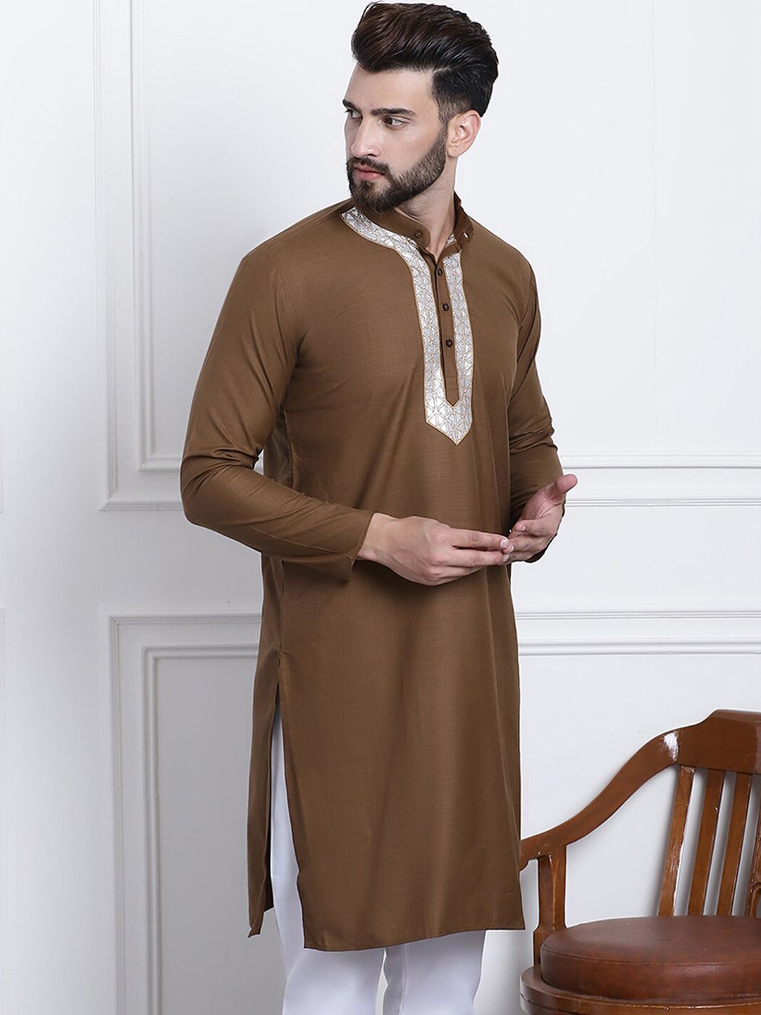 SOJANYA Band Collar Geometric Thread Work Cotton Kurta