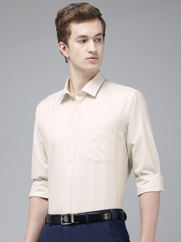 Park Avenue Self Design Slim Fit Textured Formal Shirt
