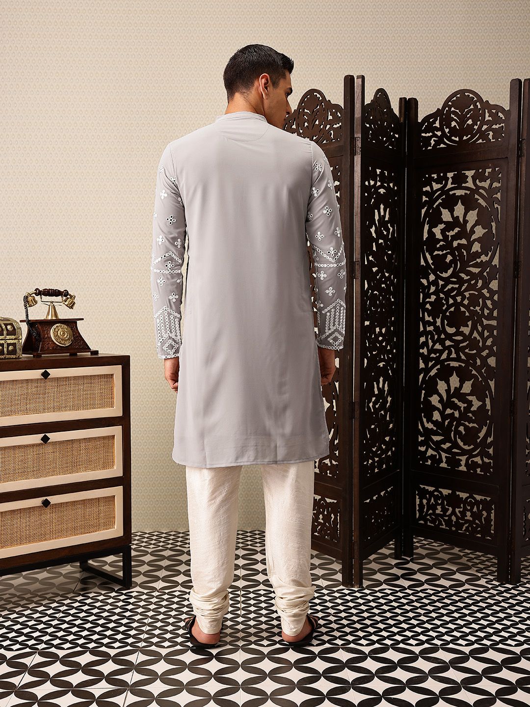 House of Pataudi Embroidered Mandarin Collar Mirror Work Jashn Kurta