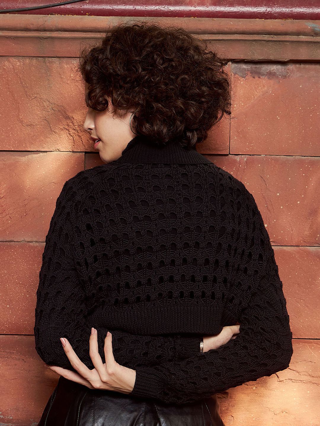 SASSAFRAS Black Open Knit Self Design Crop Acrylic Crochet Pullover Sweater