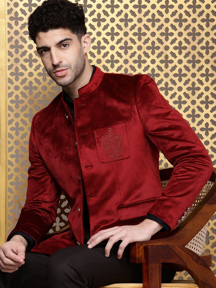 House of Pataudi Mandarin Collar Embroidered Detail Velvet Party Jashn Bandhgala Blazers