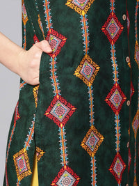 SOJANYA Women Green & Orange Printed Straight Kurta