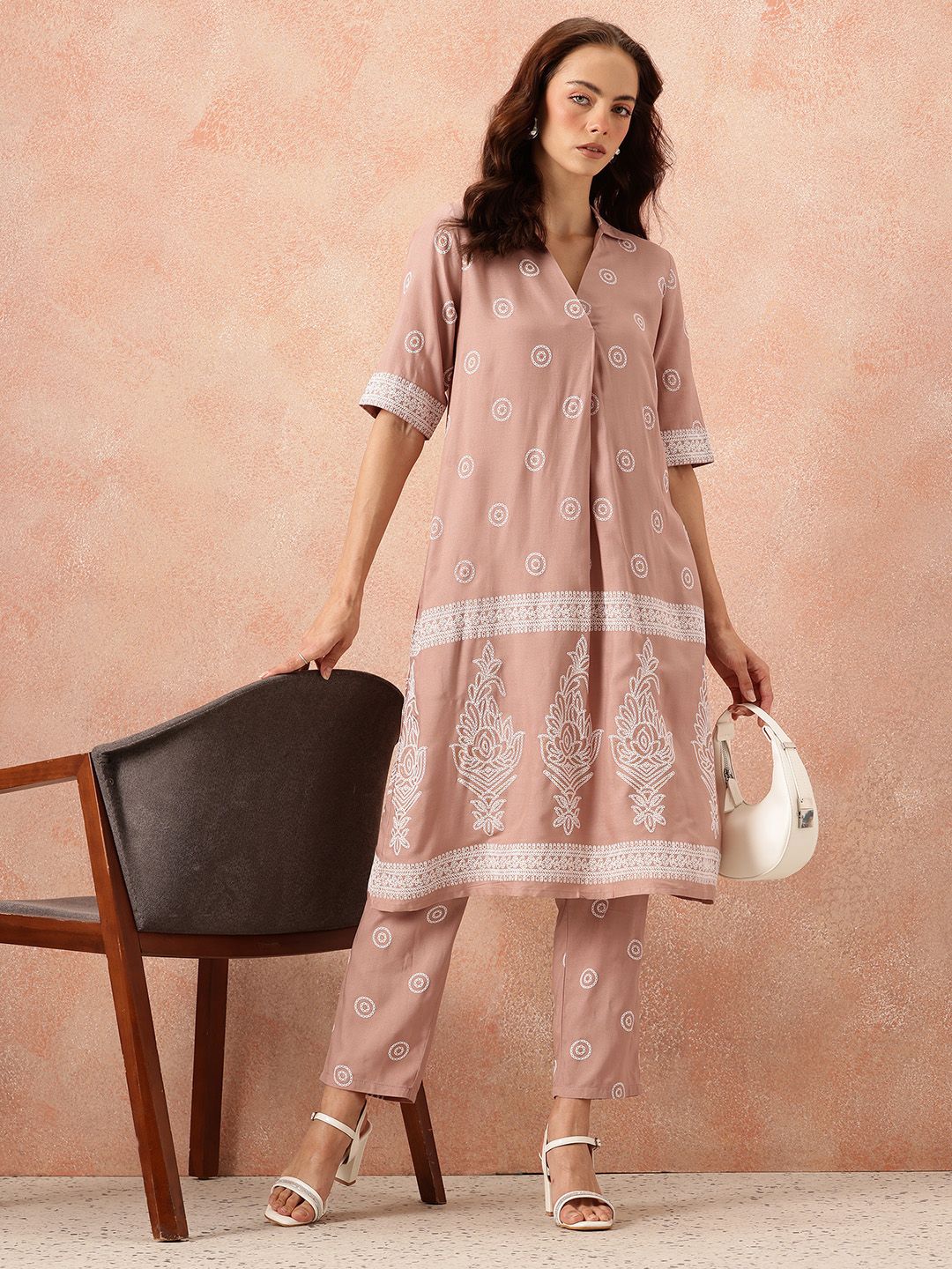 all about you Ethnic Motifs Printed Shirt Collar A-Line Kurta with Trousers