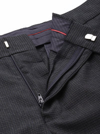 Park Avenue Men Checked Formal Trousers