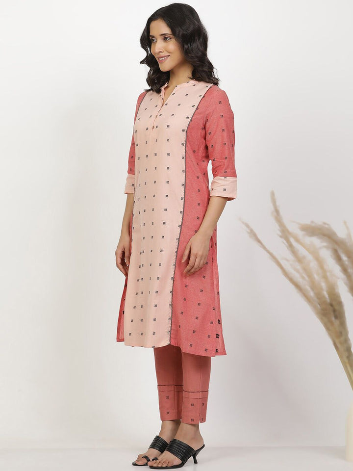 W Ethnic Motifs Embroidered Regular Thread Work Kurta with Trousers
