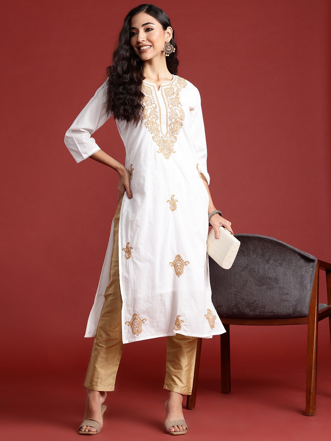 Indo Era Women Paisley Embroidered Pure Cotton Kurta