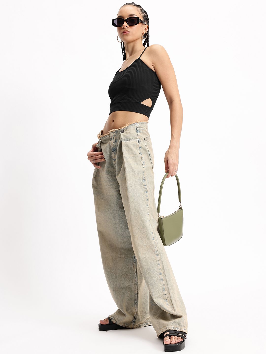 DressBerry Cut-Out Queen Ribbed Crop Top