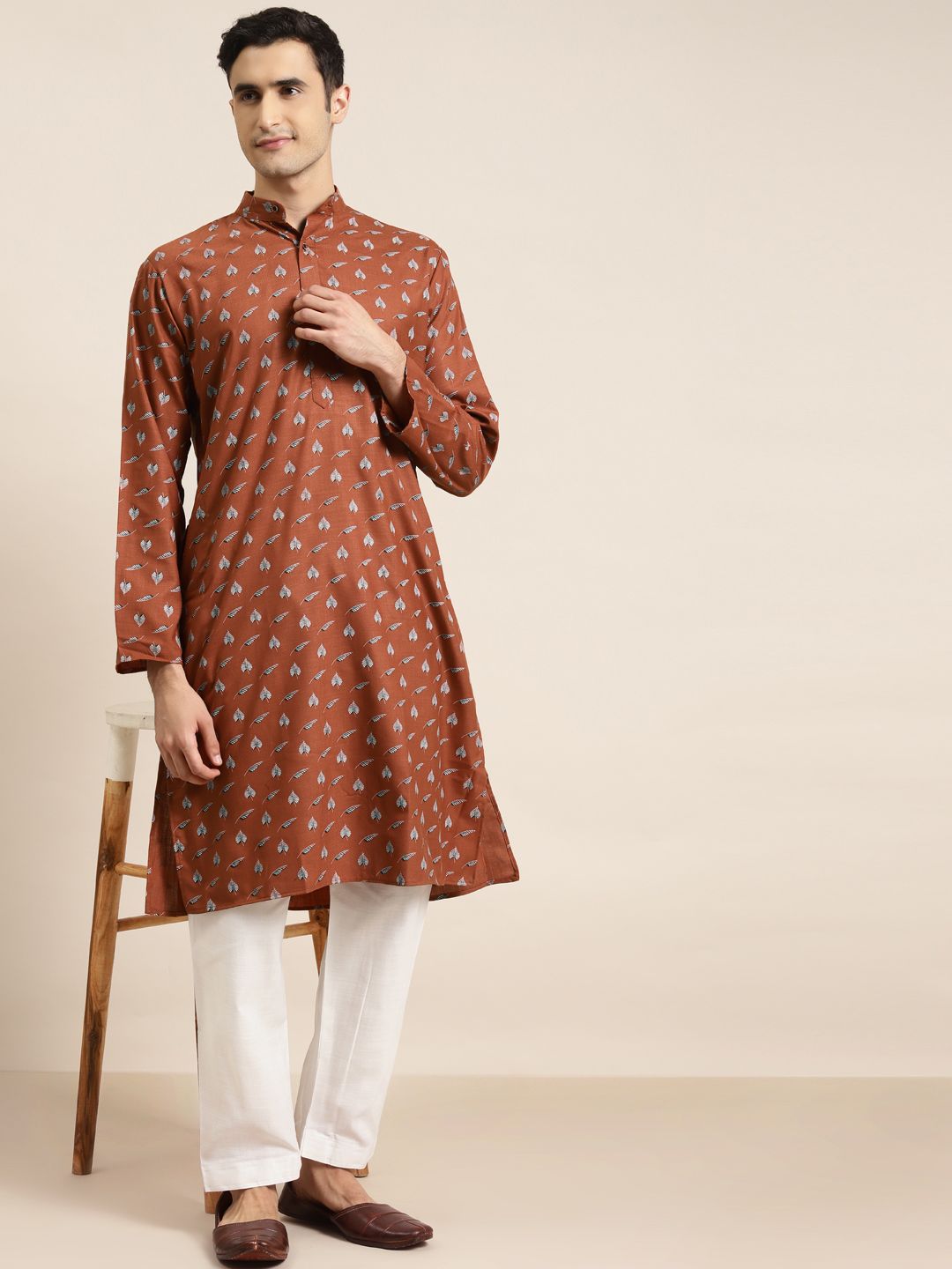 SOJANYA Men Rust Orange & White Leaf Printed Pure Cotton Kurta