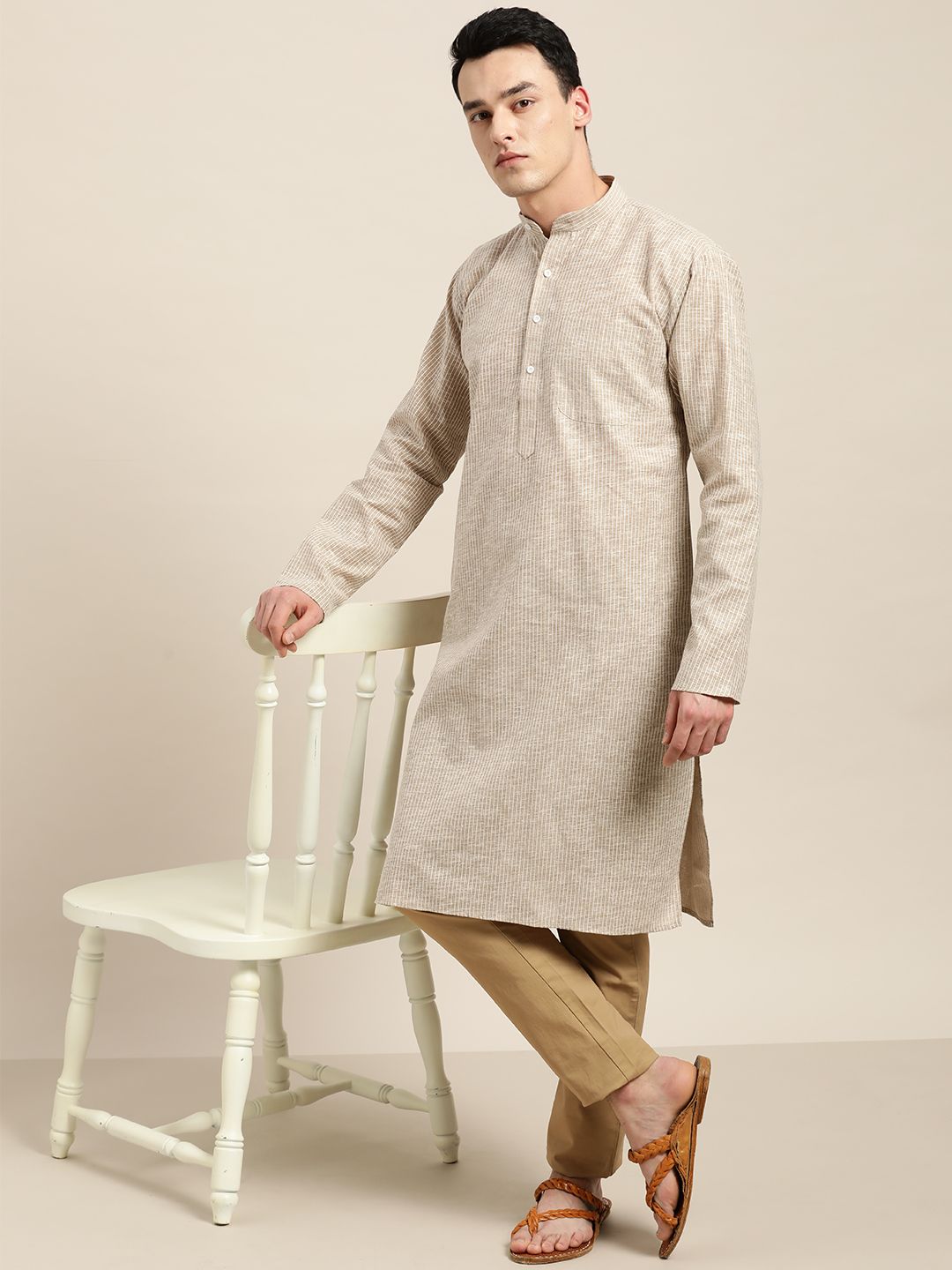 SOJANYA Men Beige & White Striped Straight Kurta