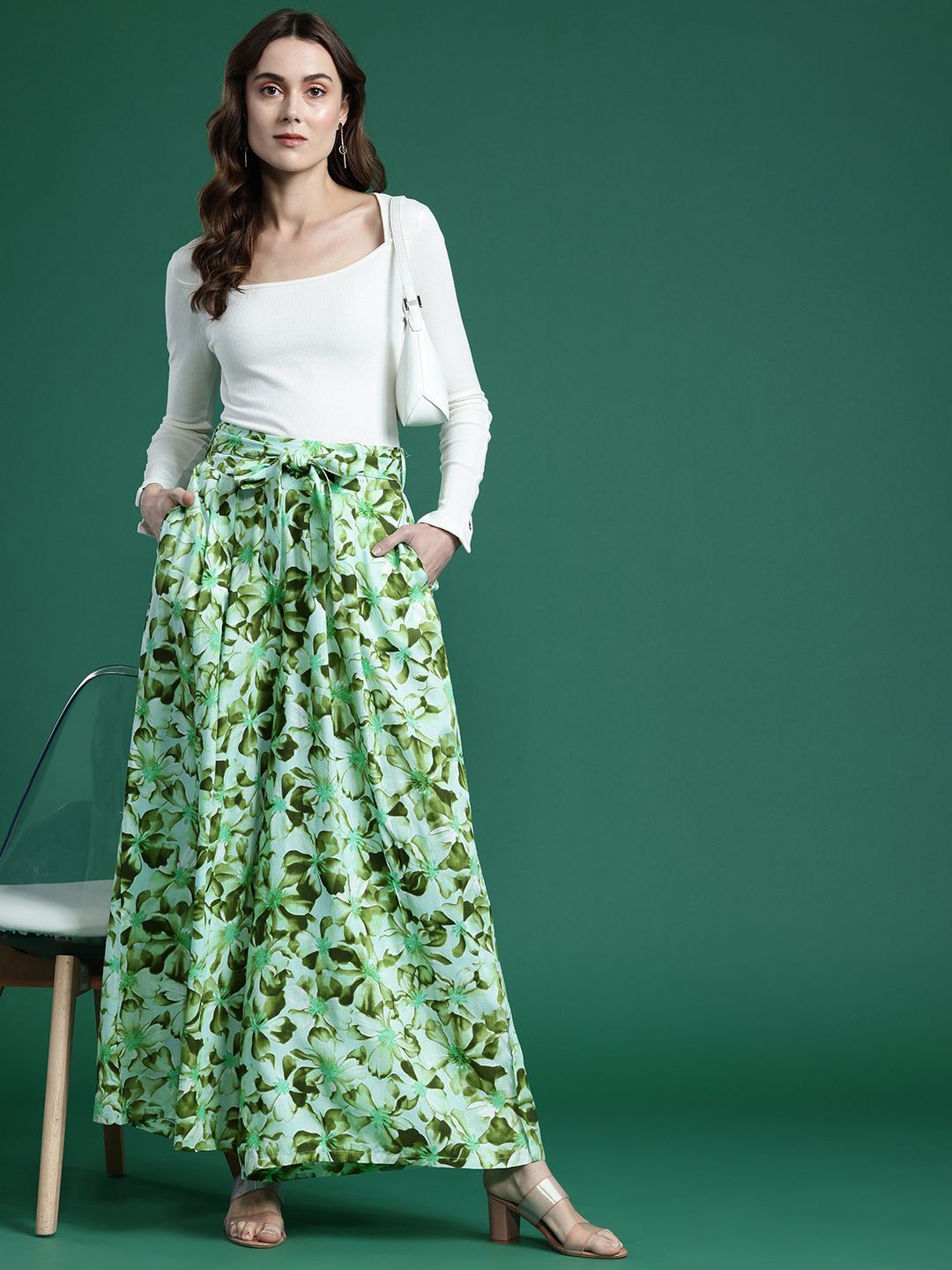 DressBerry Women Floral Print Flared Palazzos with Belt