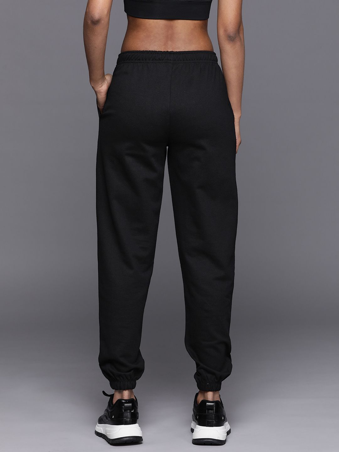 HRX by Hrithik Roshan Women Striped Detail Lifestyle Joggers
