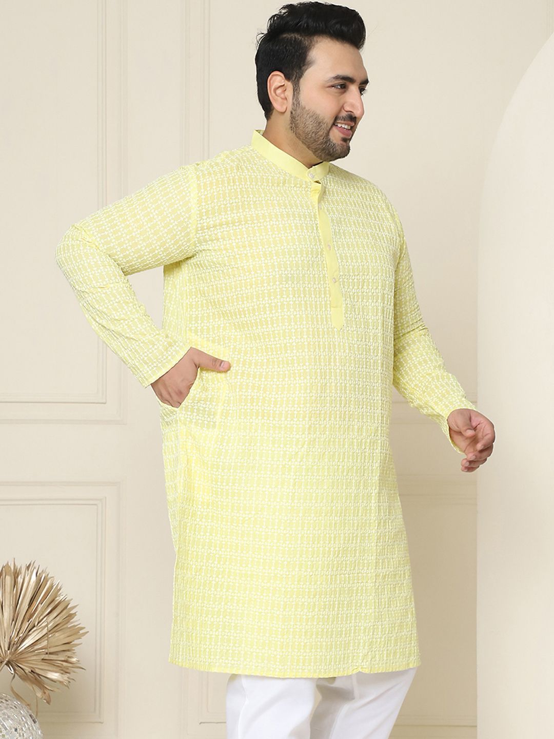 SOJANYA PLUS Embroidered Cotton Kurta