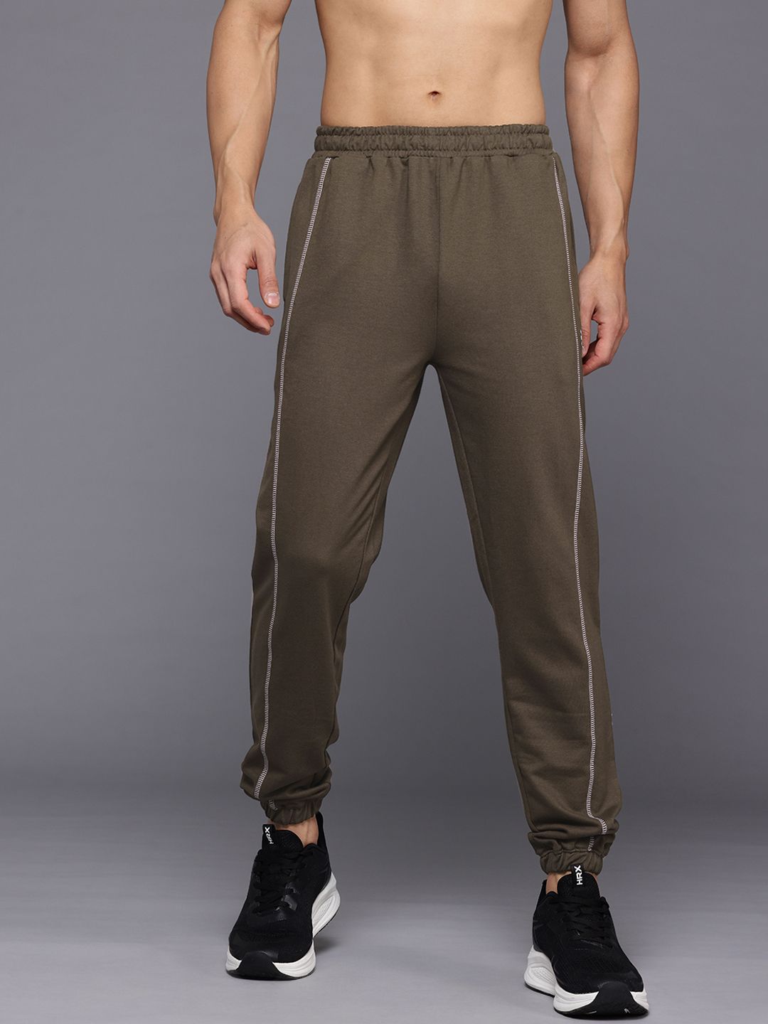HRX by Hrithik Roshan Men Stripe Detail Training Joggers