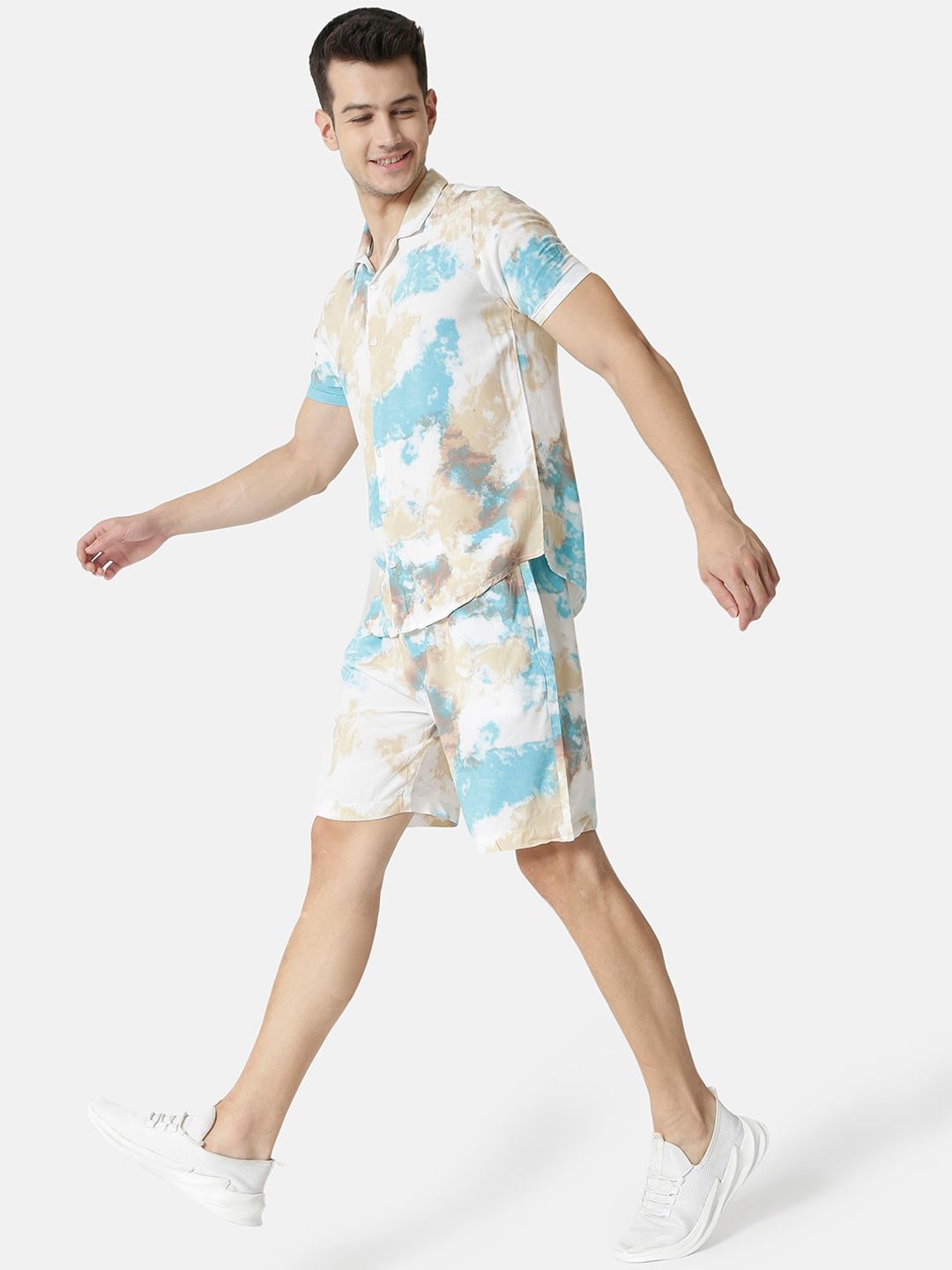 Campus Sutra Men White & Blue Tie & Dyed Co-ords