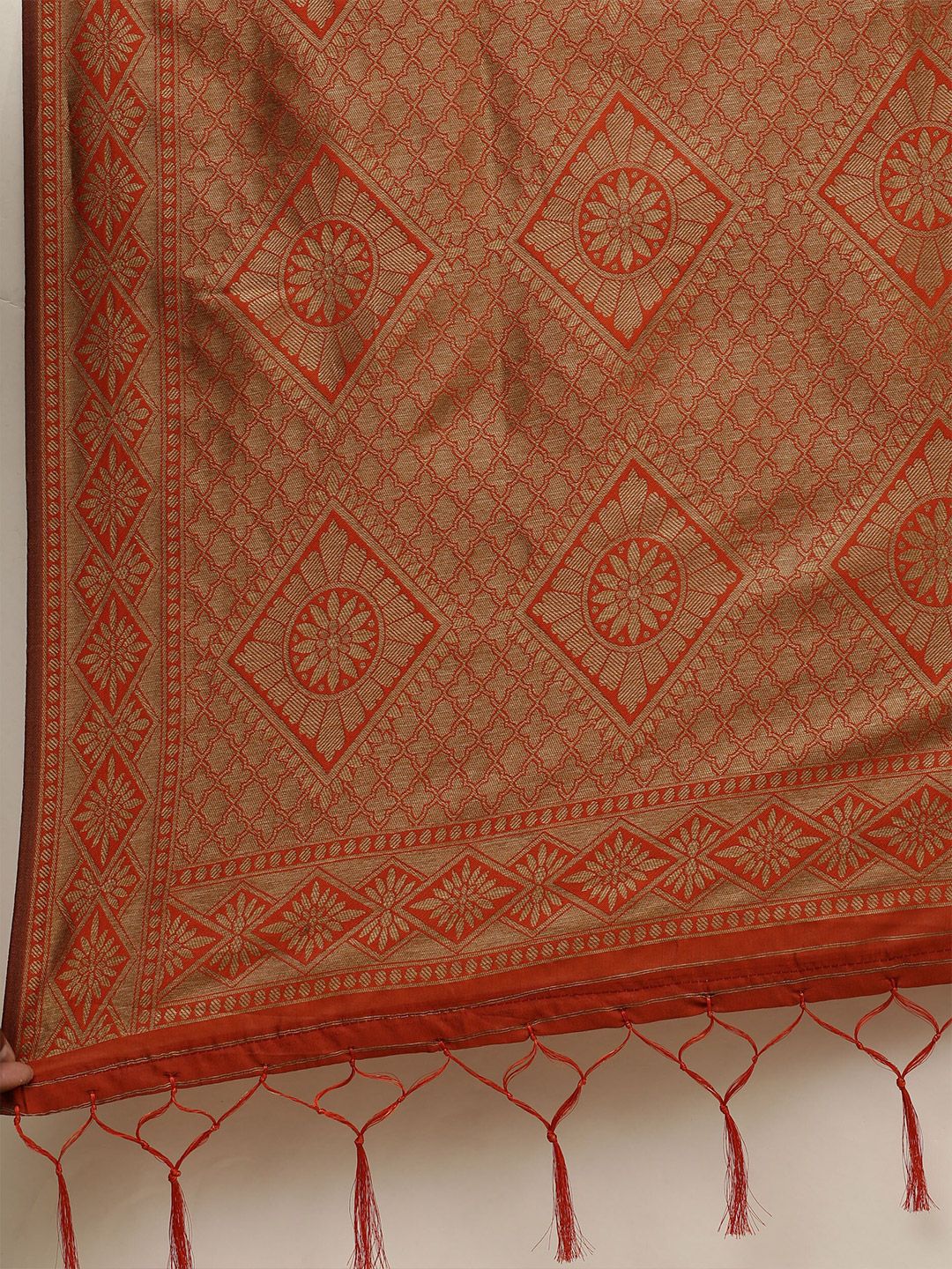 Saree mall Rust & Gold-Toned Silk Blend Banarasi Sarees