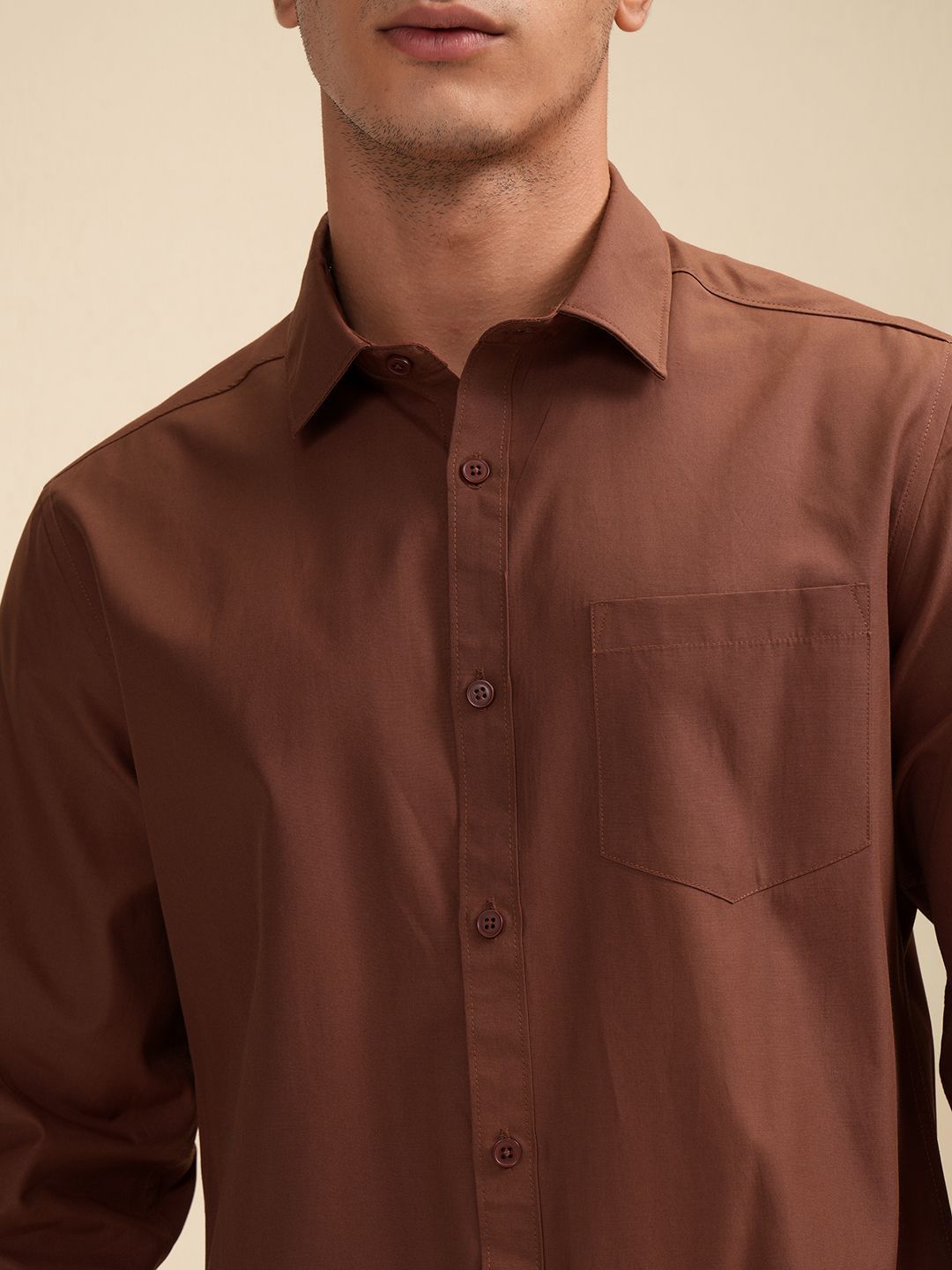 HIGHLANDER Men Solid Casual Shirt