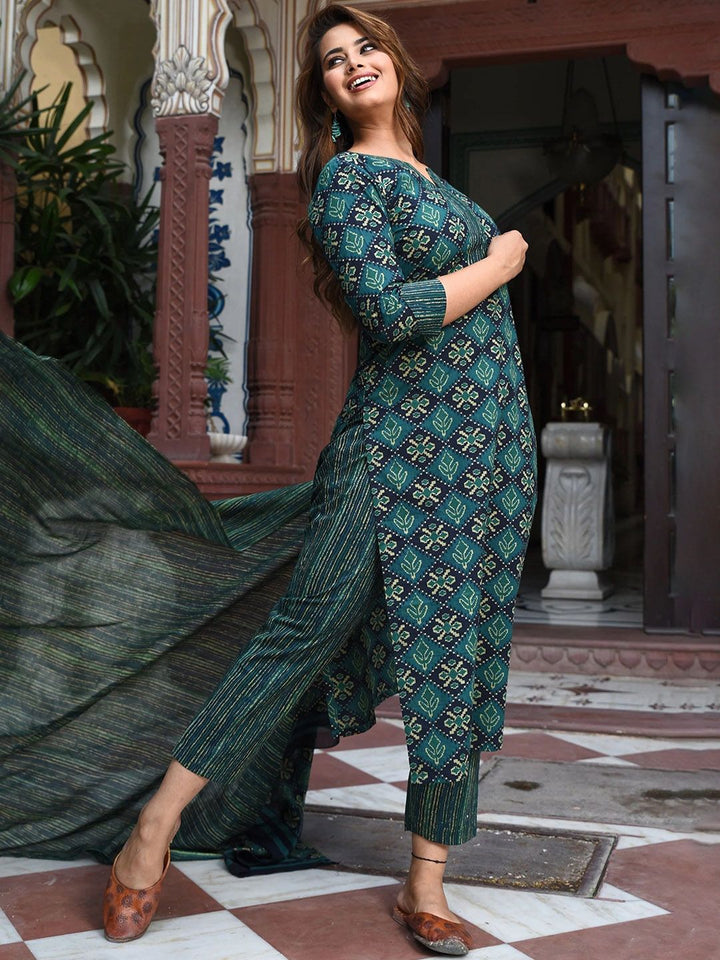 KALINI Women Printed Regular Kurta with Trousers & With Dupatta