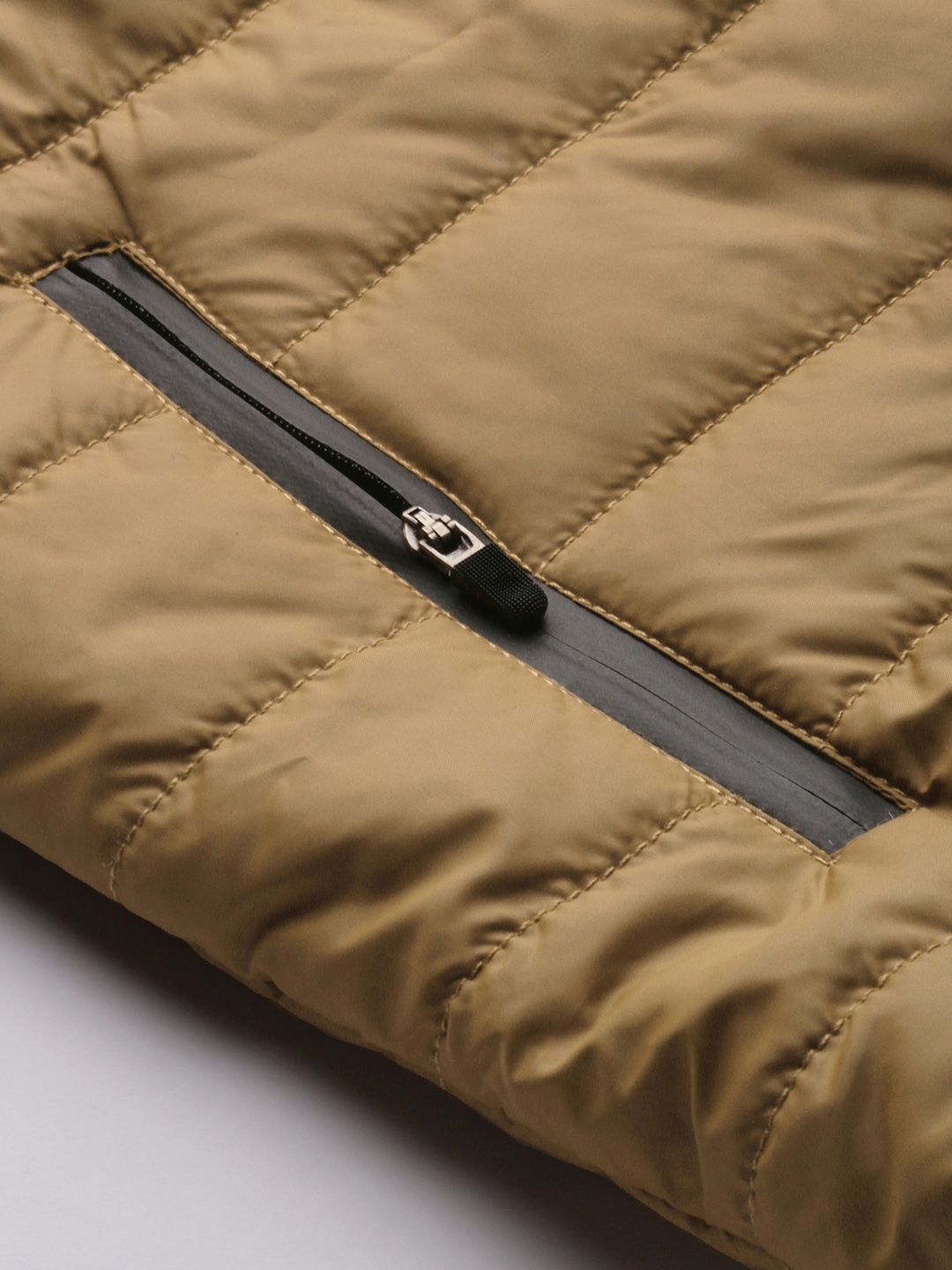 The Indian Garage Co Men Zip-Front Puffer Jacket with Zipper Pockets