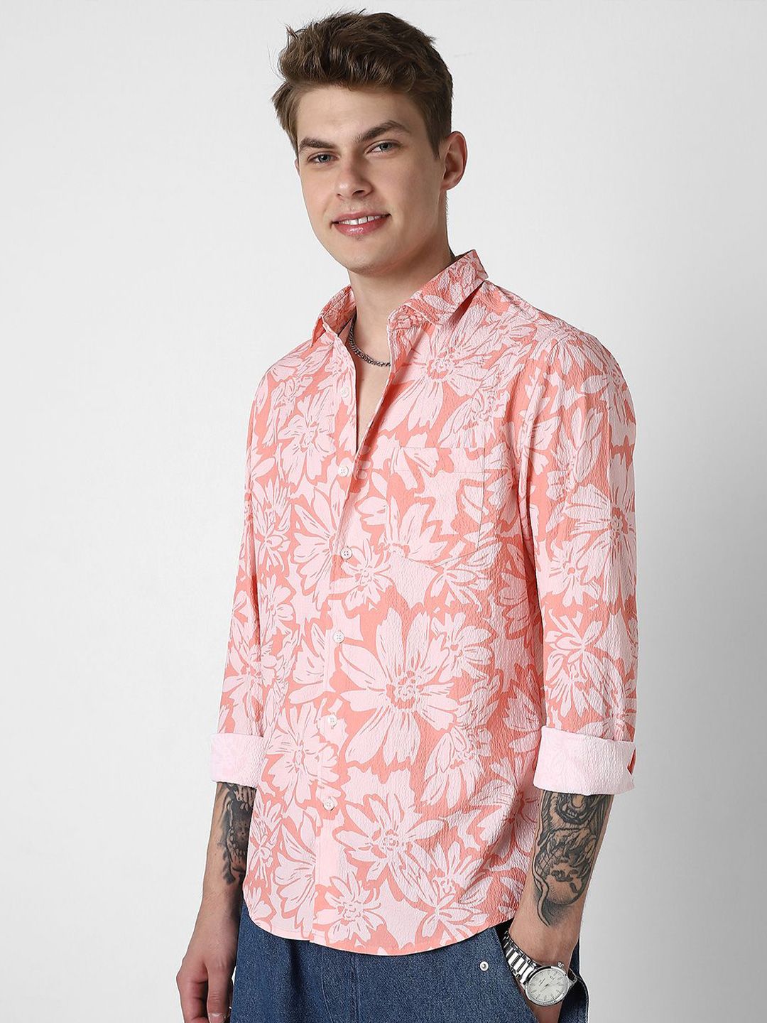 VASTRADO Men Classic Slim Fit Floral Opaque Floral  Printed Casual Shirt