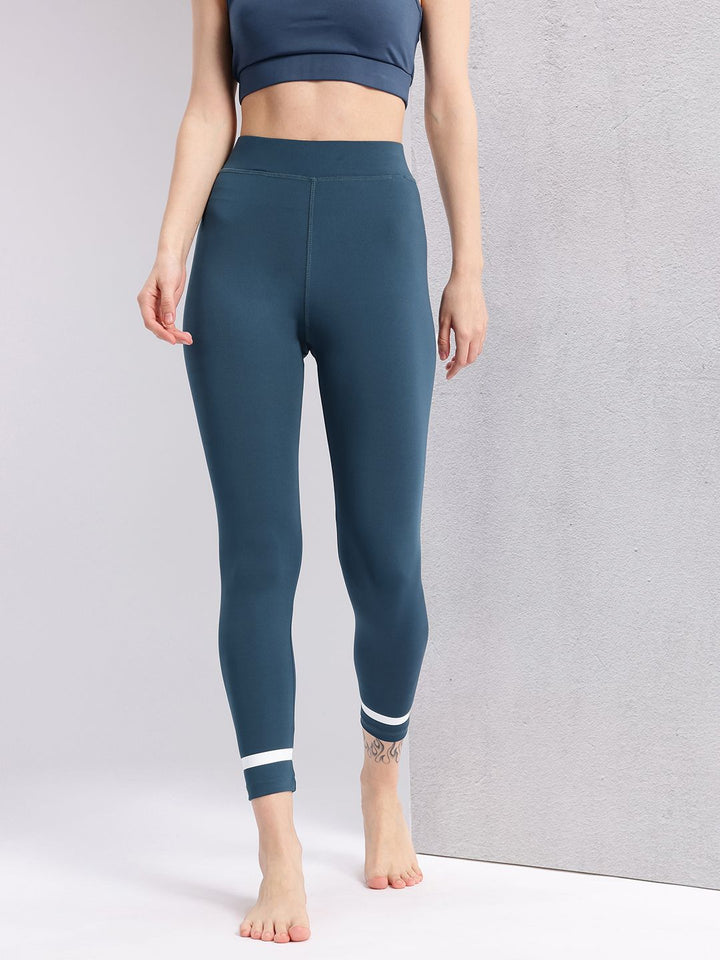 HRX by Hrithik Roshan Women Cropped Yoga Tights