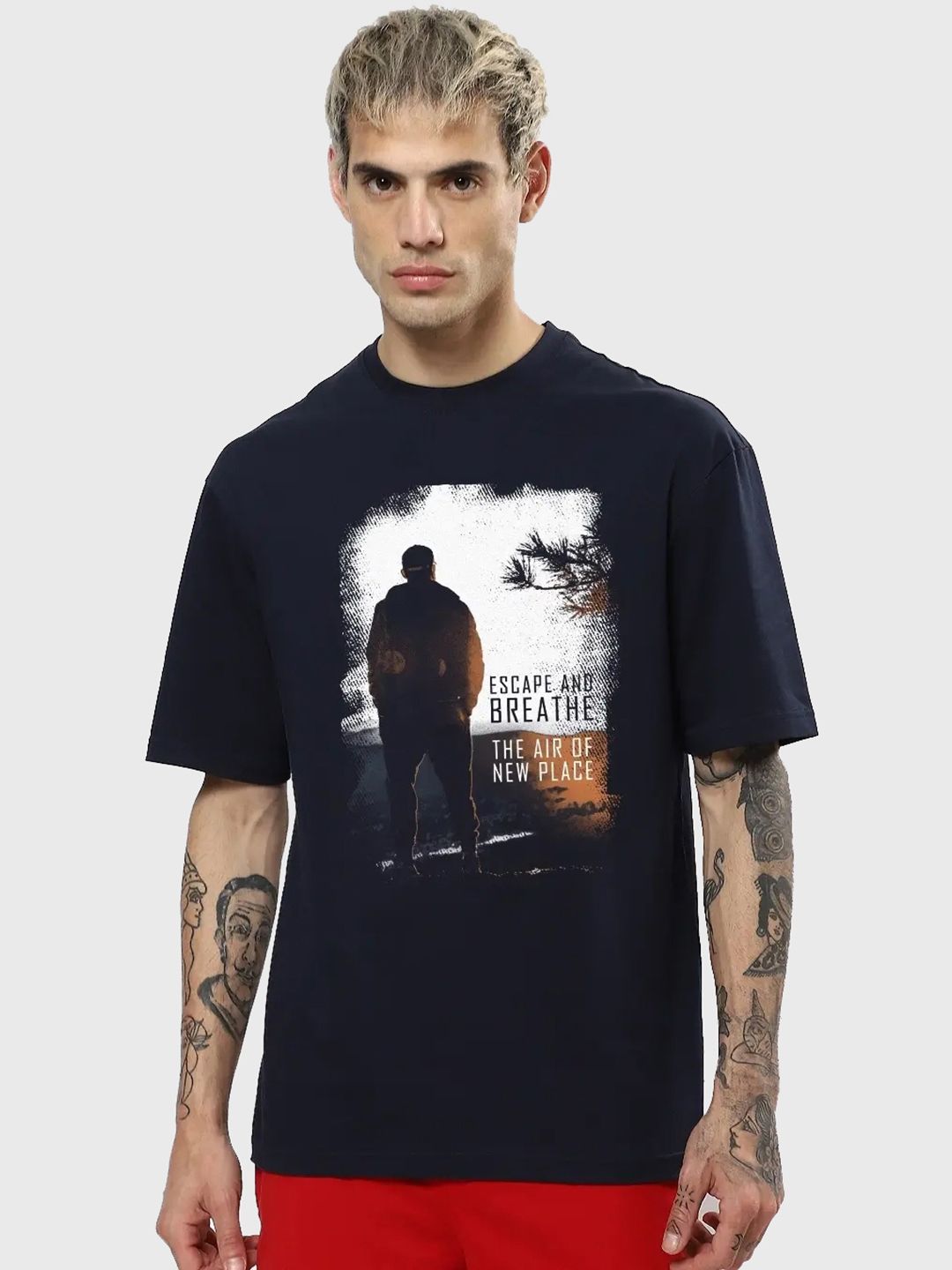 Bewakoof Men Graphic Printed Oversized T-shirt