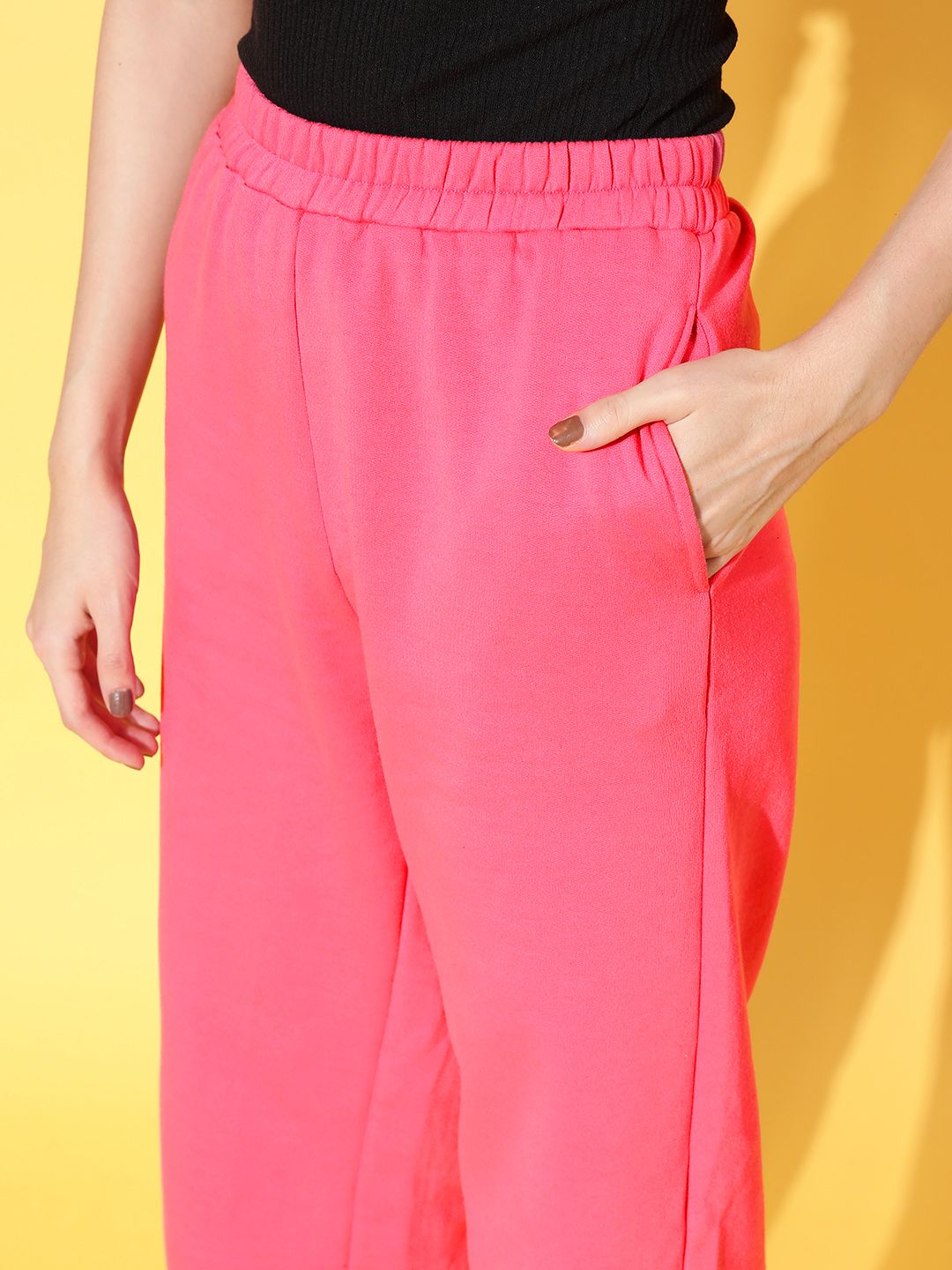 SASSAFRAS Women Pink & Black Printed Sweatshirts and Trousers
