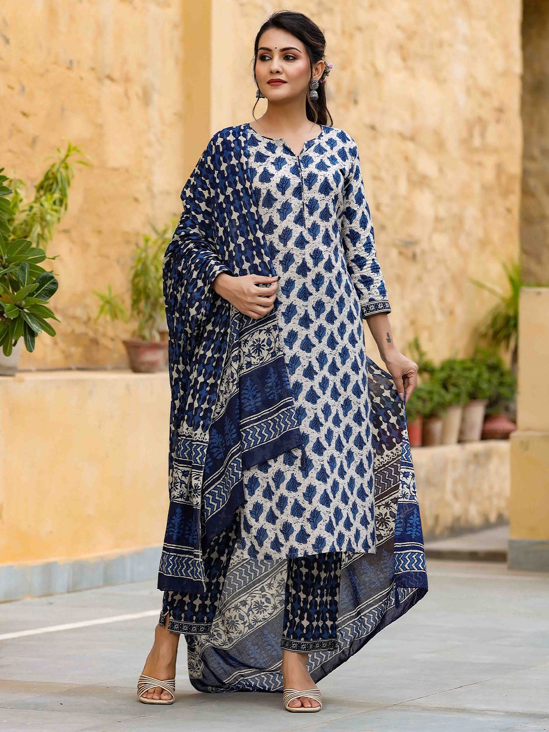KALINI Ethnic Motifs Printed Straight Kurta with Trousers & Dupatta