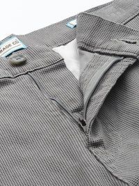 The Indian Garage Co Men Geometric Printed Cargos Trousers