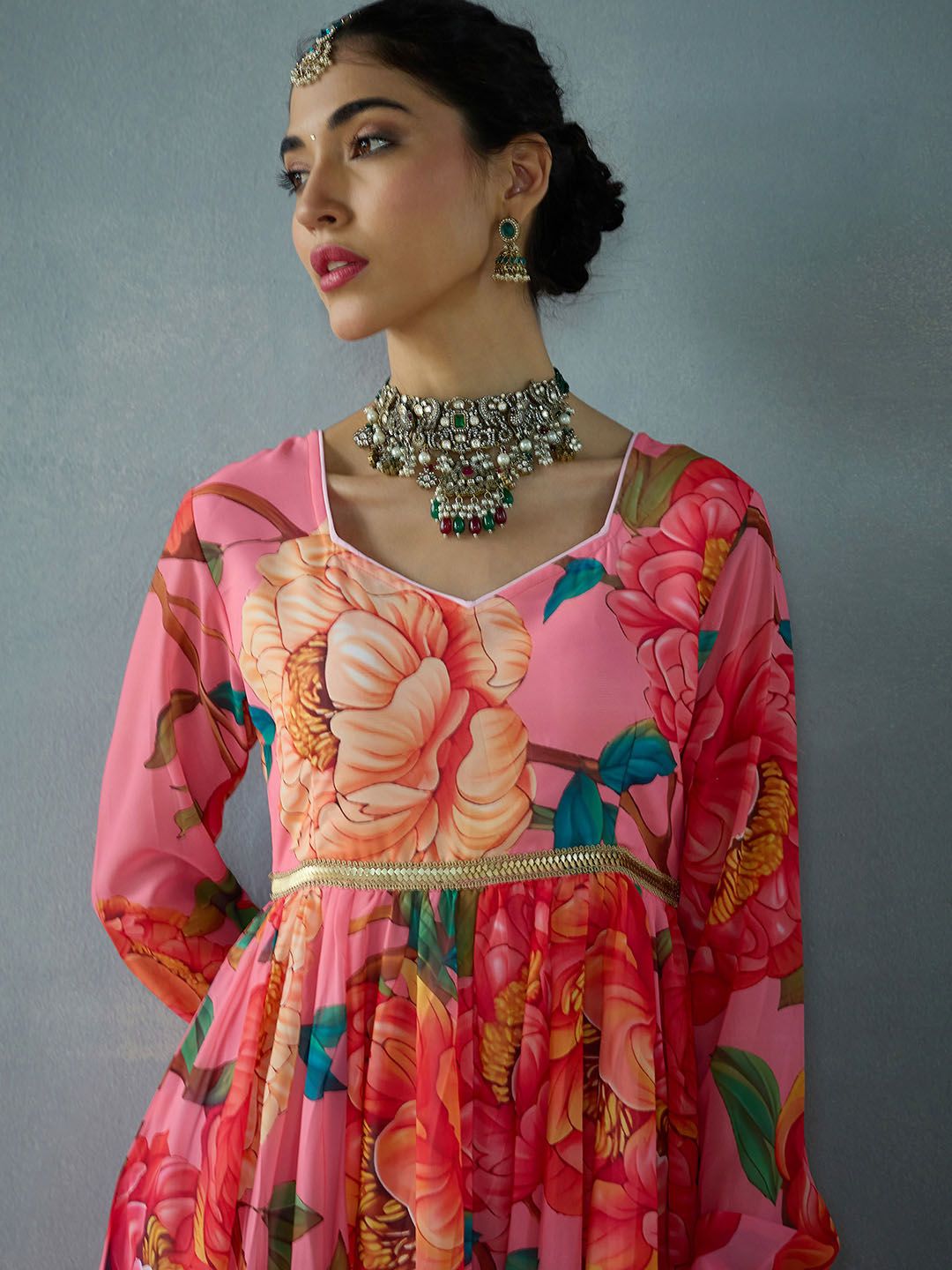 Shae by SASSAFRAS Women Floral Printed Floral Georgette Anarkali Kurta
