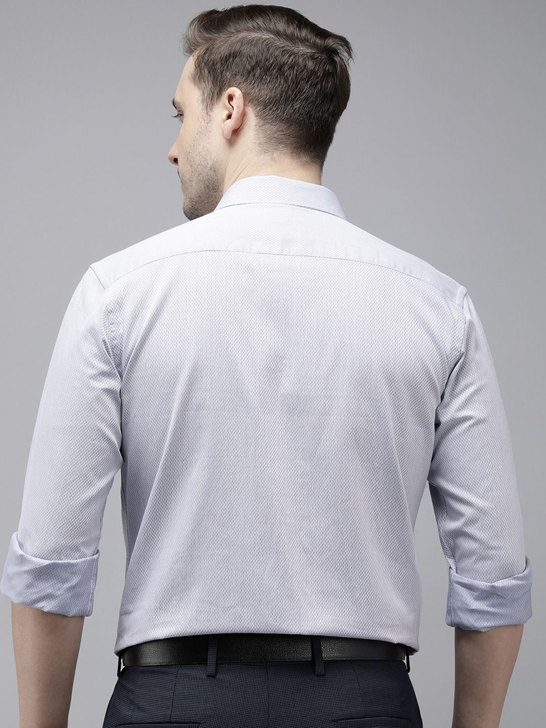 Park Avenue Pure Cotton Self Design Slim Fit Textured Formal Shirt