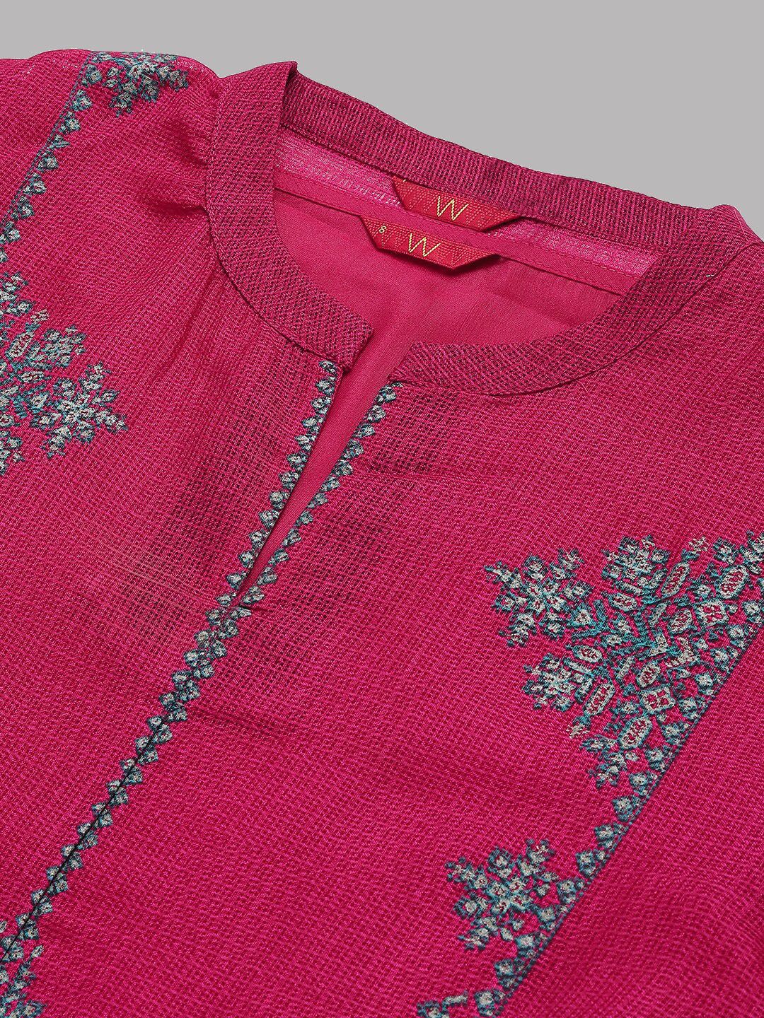 W Women Red Floral Empire Thread Work Kurta with Leggings