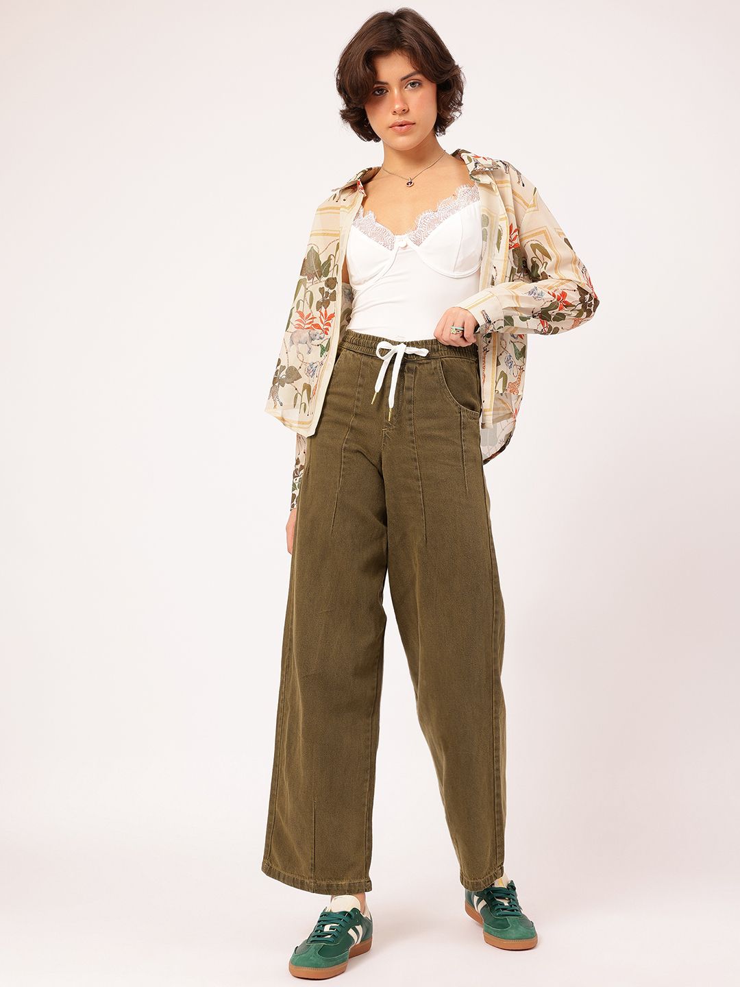 DressBerry Women Modern Minimal Baggy Jeans