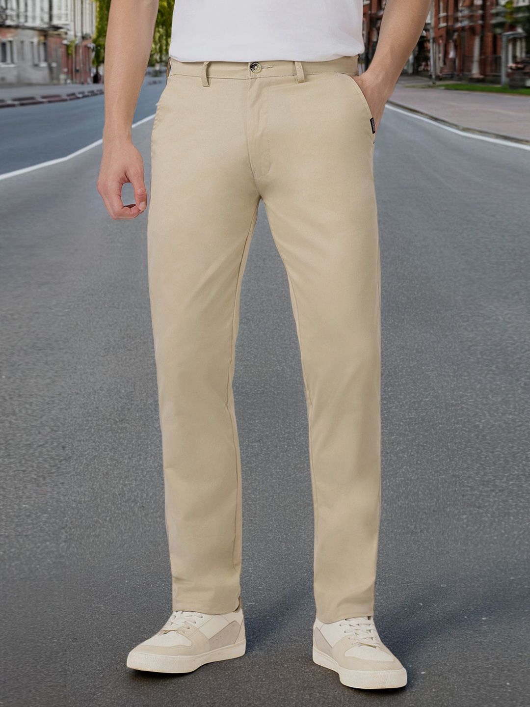 Urbano Fashion Men Cream-Coloured Slim Fit Pure Cotton Chinos