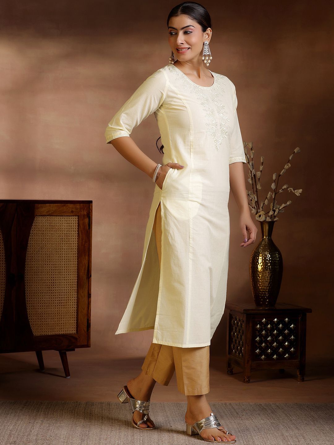 Libas Women Floral Yoke Design Kurta