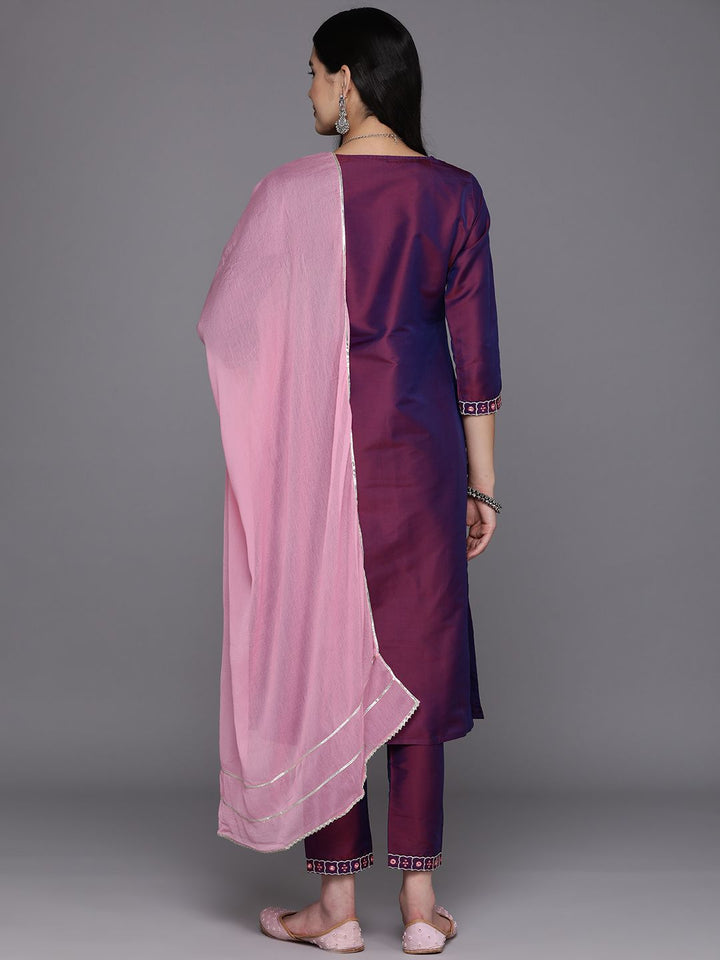 Libas Floral Embroidered Regular Mirror Work Kurta With Trousers & Dupatta