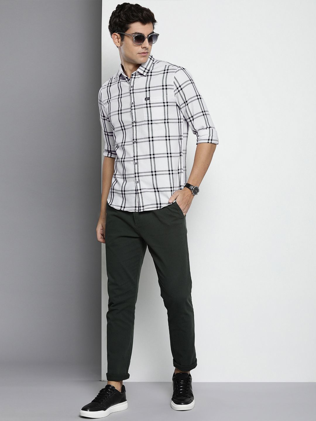 The Indian Garage Co Men Windowpane Checked Casual Shirt