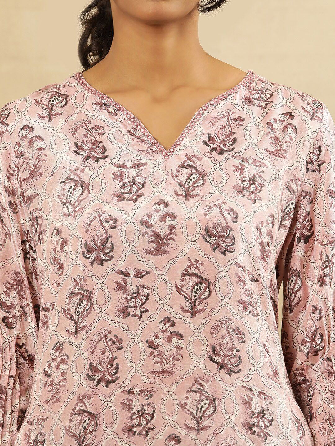 W Floral Printed V-Neck Mirror Work Kurta