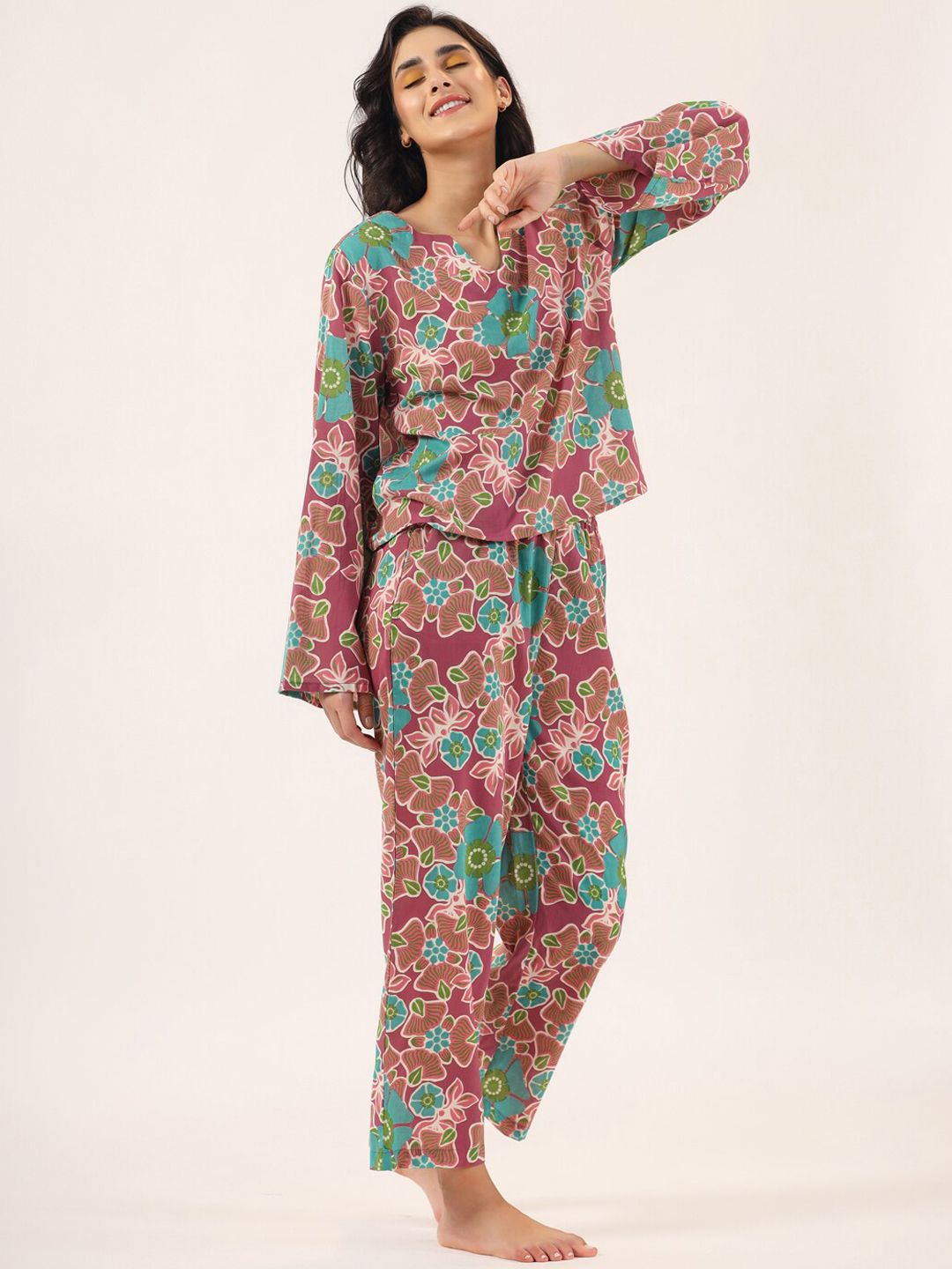 Sanskrutihomes Floral Printed Pure Cotton Night Suit