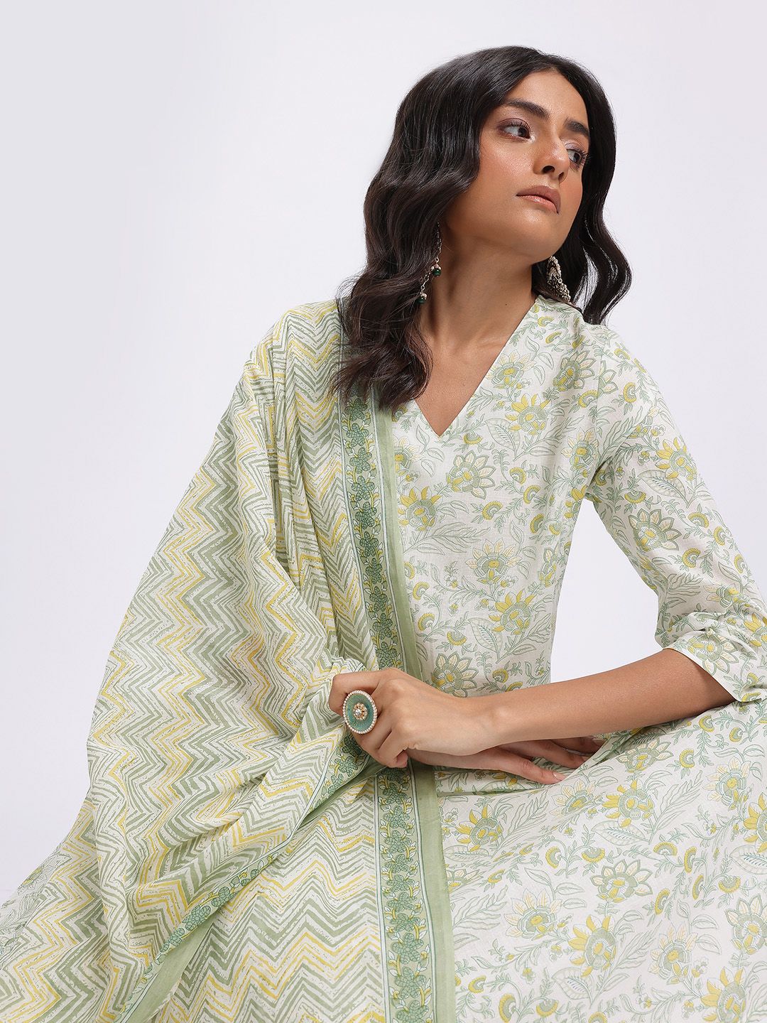Anouk Floral Printed Cotton Kurta with Trousers & With Dupatta