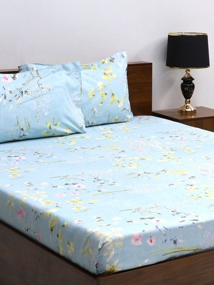 BOMBAY DYEING Blue Geometric 144 TC Queen Bedsheet with 2 Pillow Covers