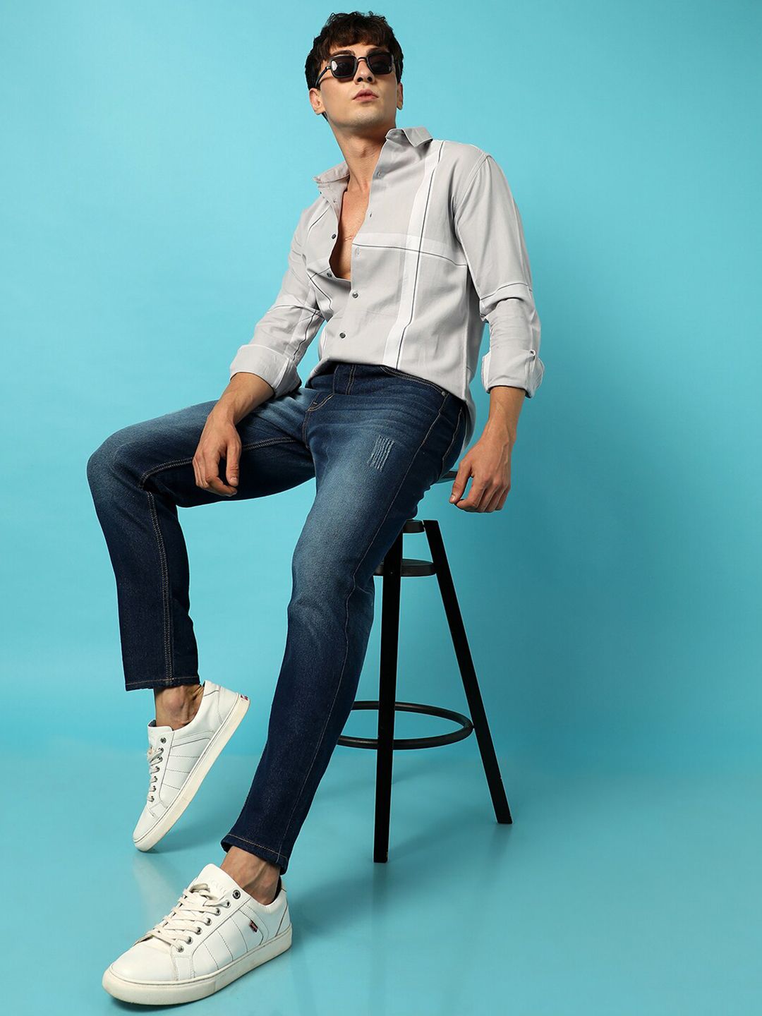 Campus Sutra Classic Striped Cotton Casual Shirt
